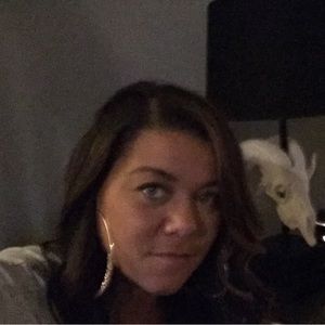 Meet your Posher, Jillian